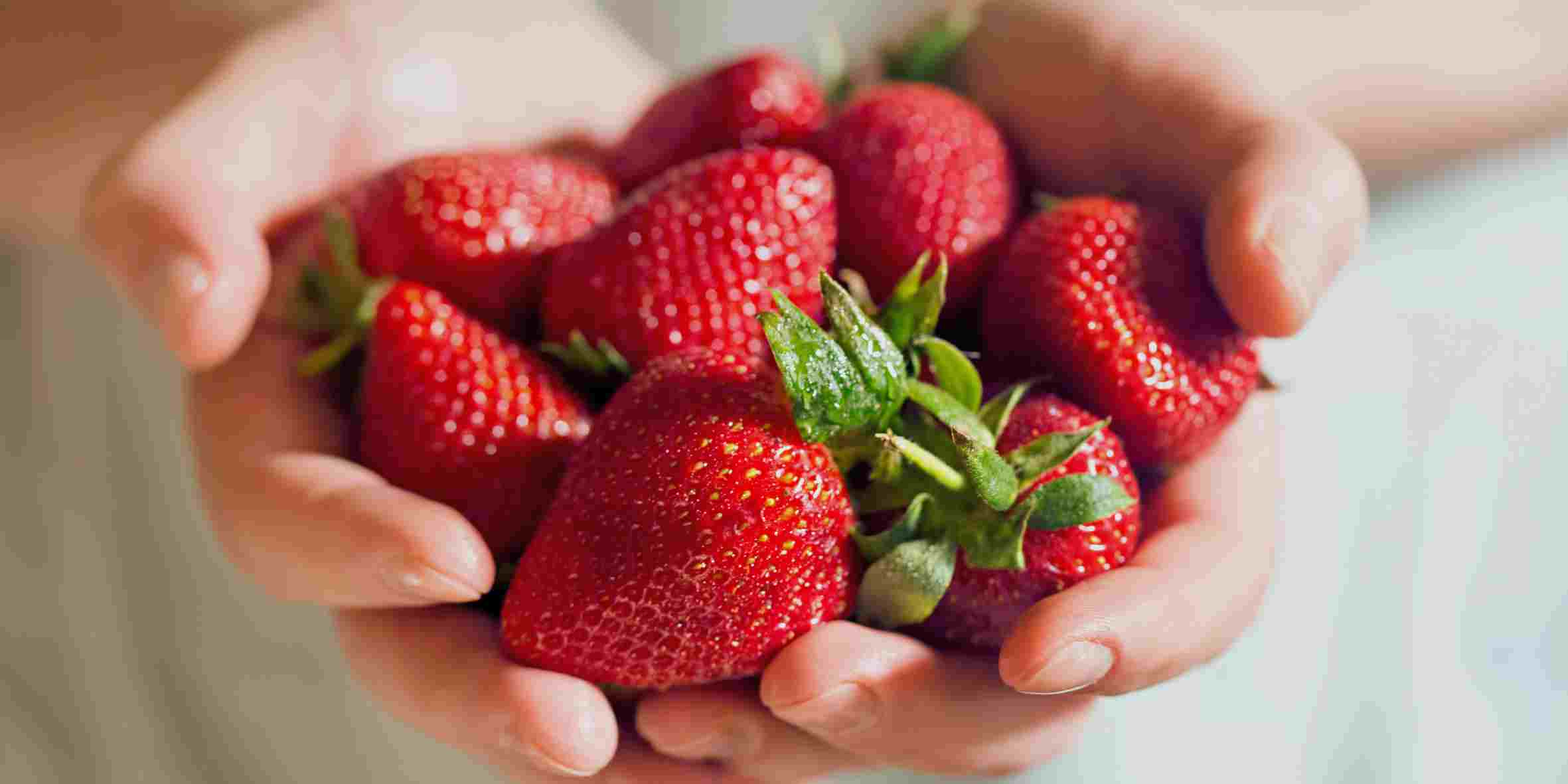 are-strawberries-acidic