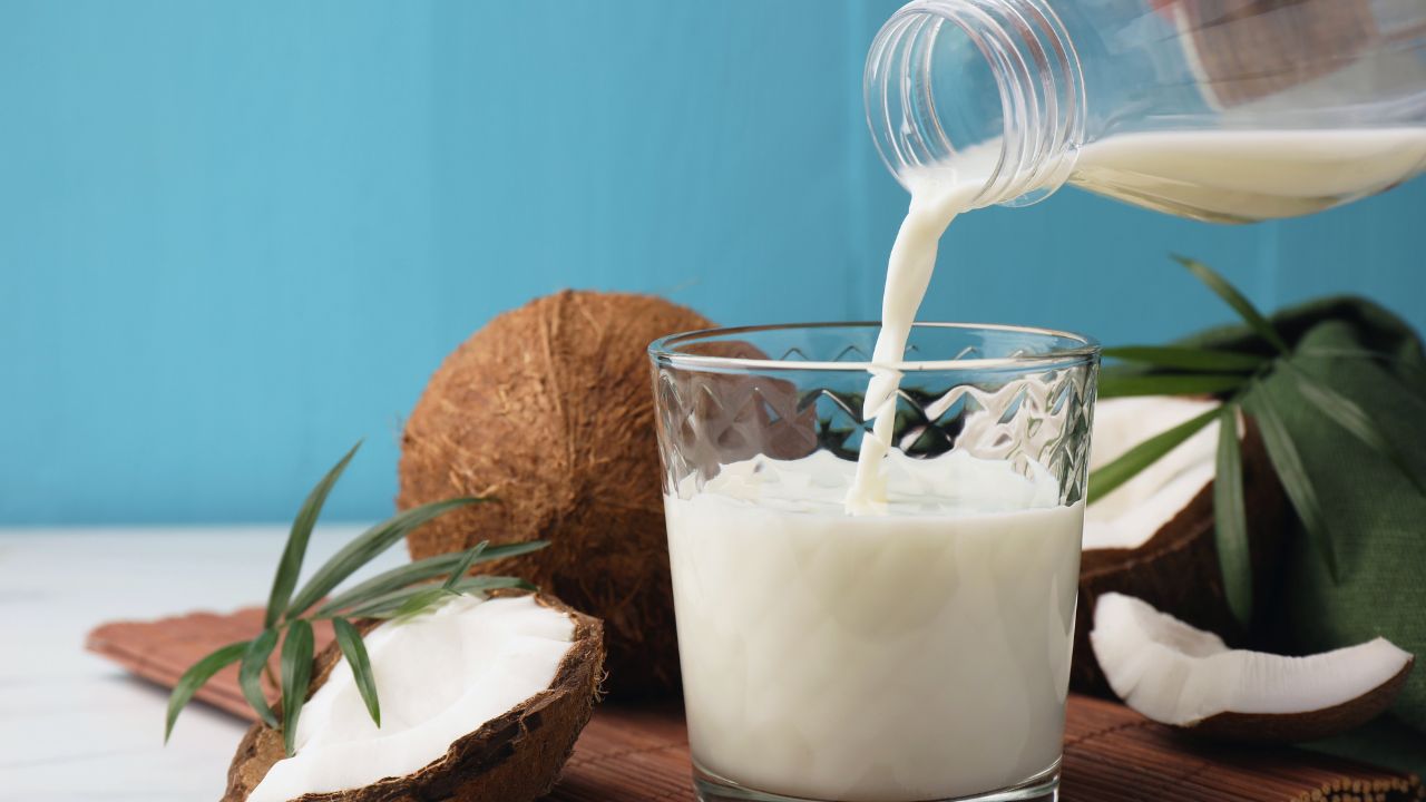 does-starbucks-have-coconut-milk