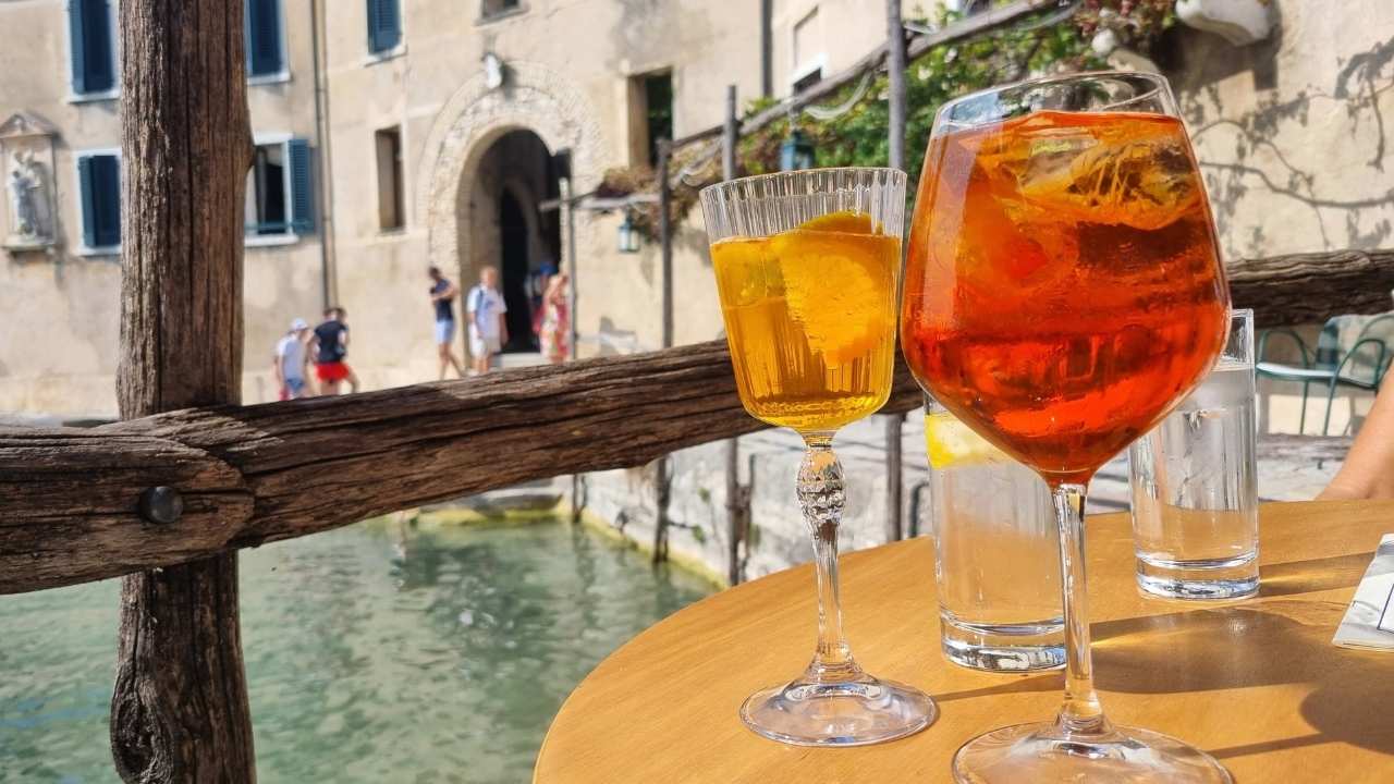 how-many-calories-in-an-aperol-spritz